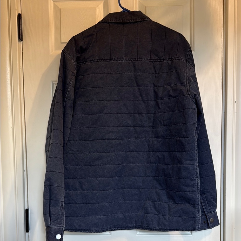 Lightweight Jacket with Structured Design - Picture 3 of 5